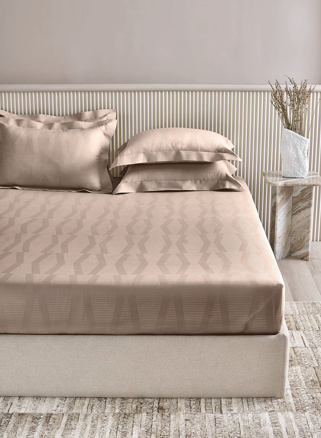 STREAK-PINK TINT KING BED SHEET SET