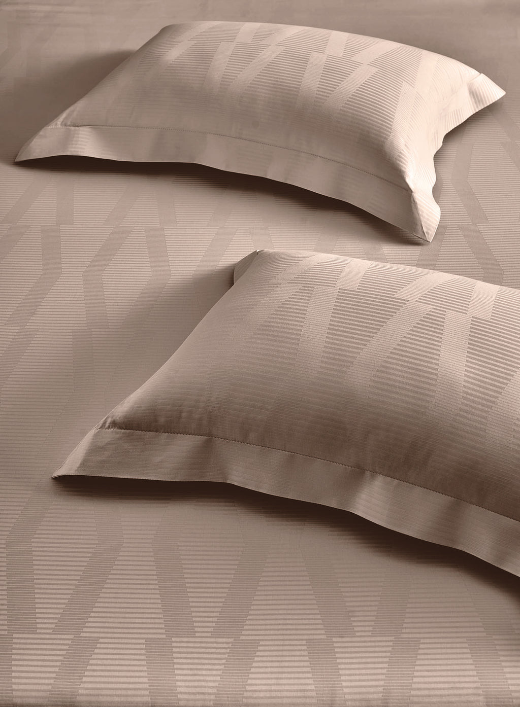 STREAK-PINK TINT KING BED SHEET SET