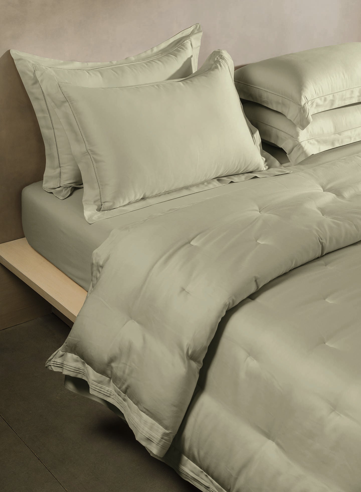 Celadon Comforter Single Bed