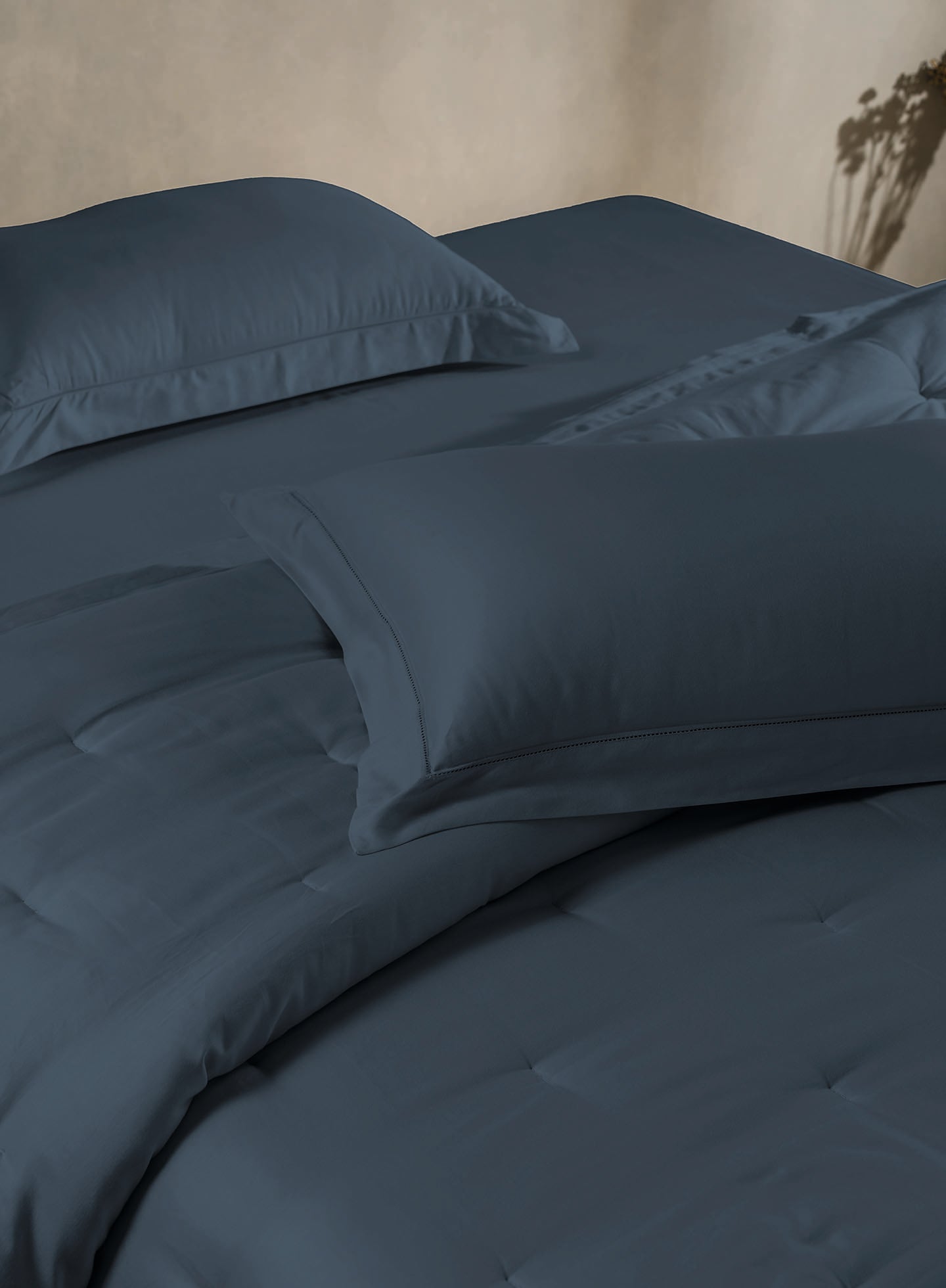 Ruskin Blue Mirage Single Comforter