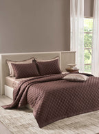 INDIENNE-FUDGESICKLE-WARM TAUPE BEDDING GIFT SET