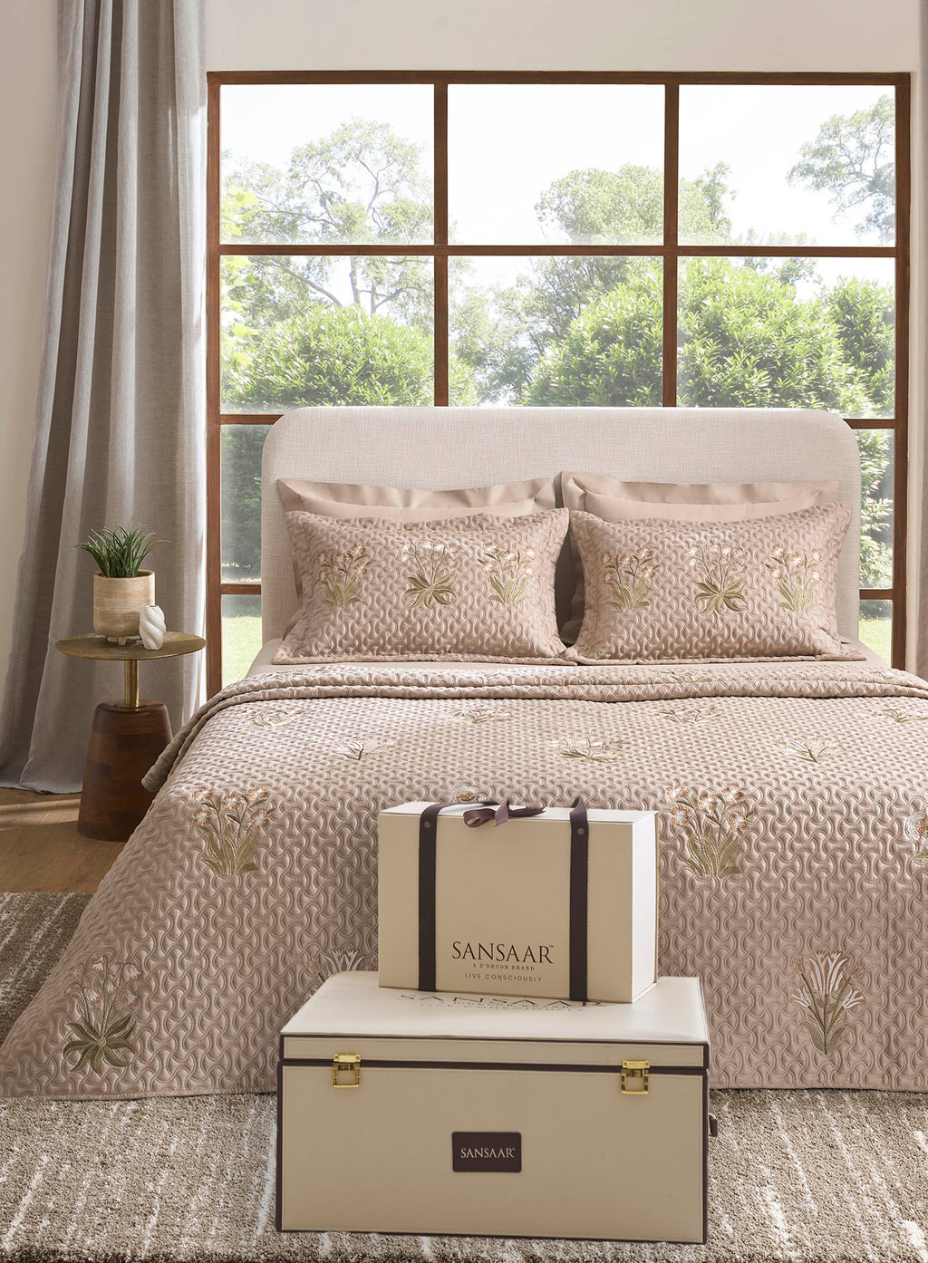 WILDSPRIG-TAUPE BEDDING GIFT SET