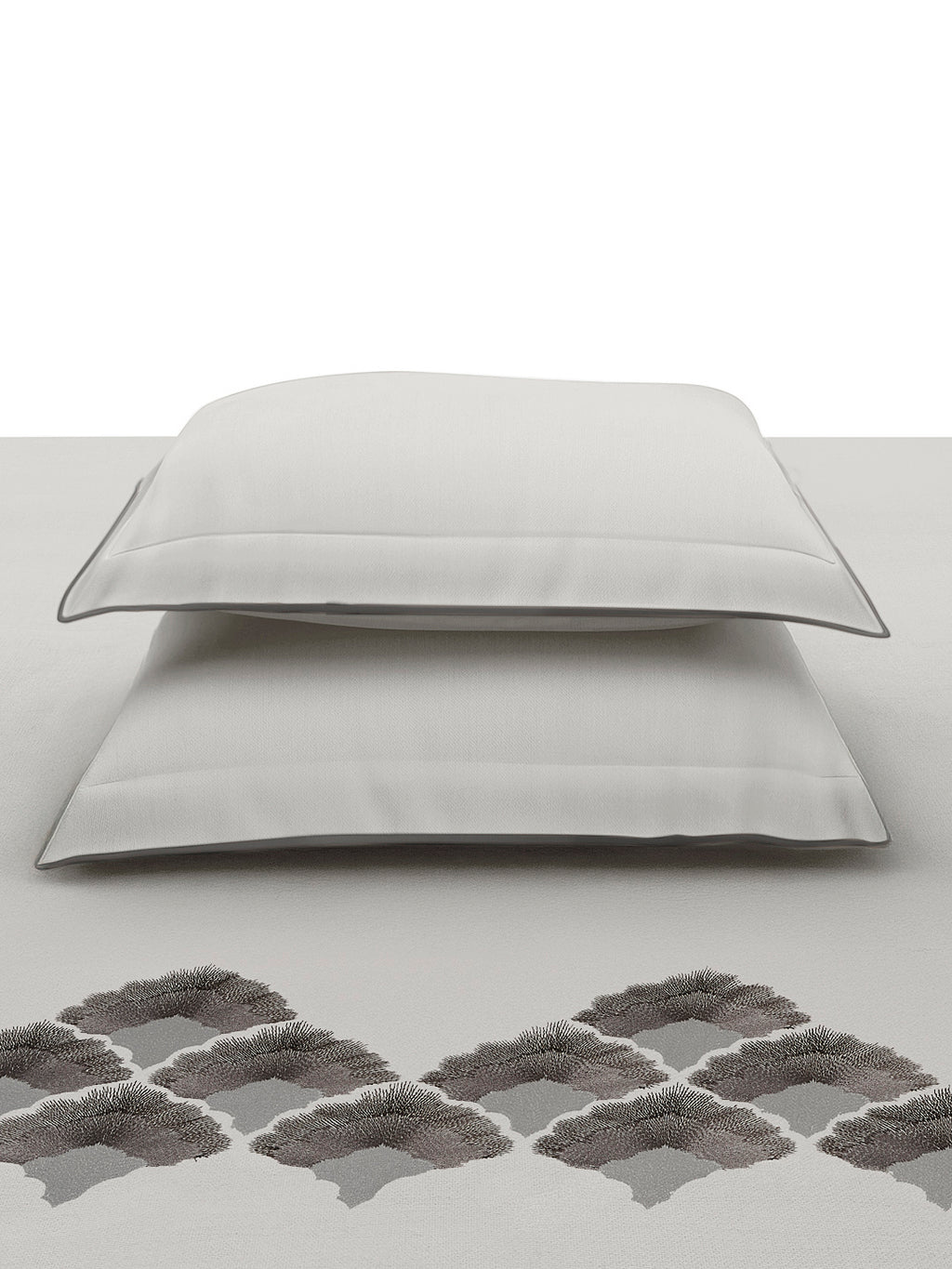 MIRAI-OYSTER KING BED SHEET SET