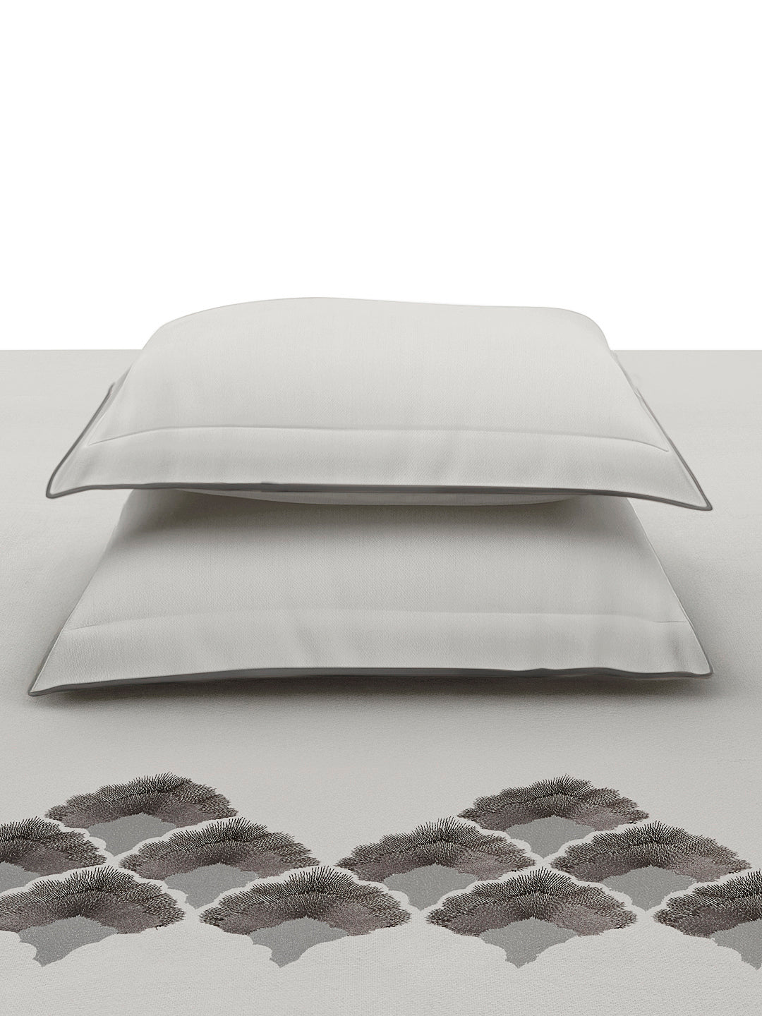 MIRAI-OYSTER KING BED SHEET SET