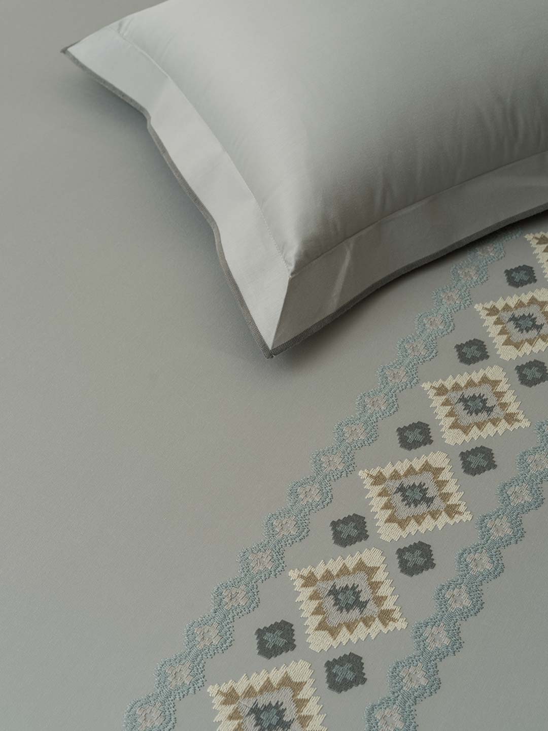 CORSICA-NEW GREY KING BED SHEET SET