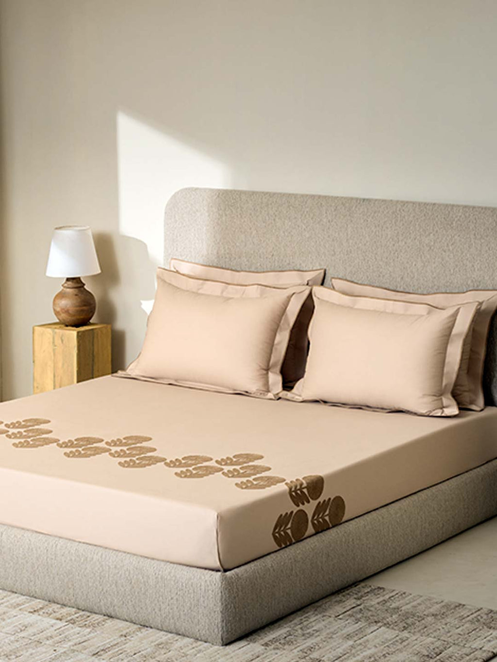 BLYTHE-DOESKIN KING BED SHEET SET