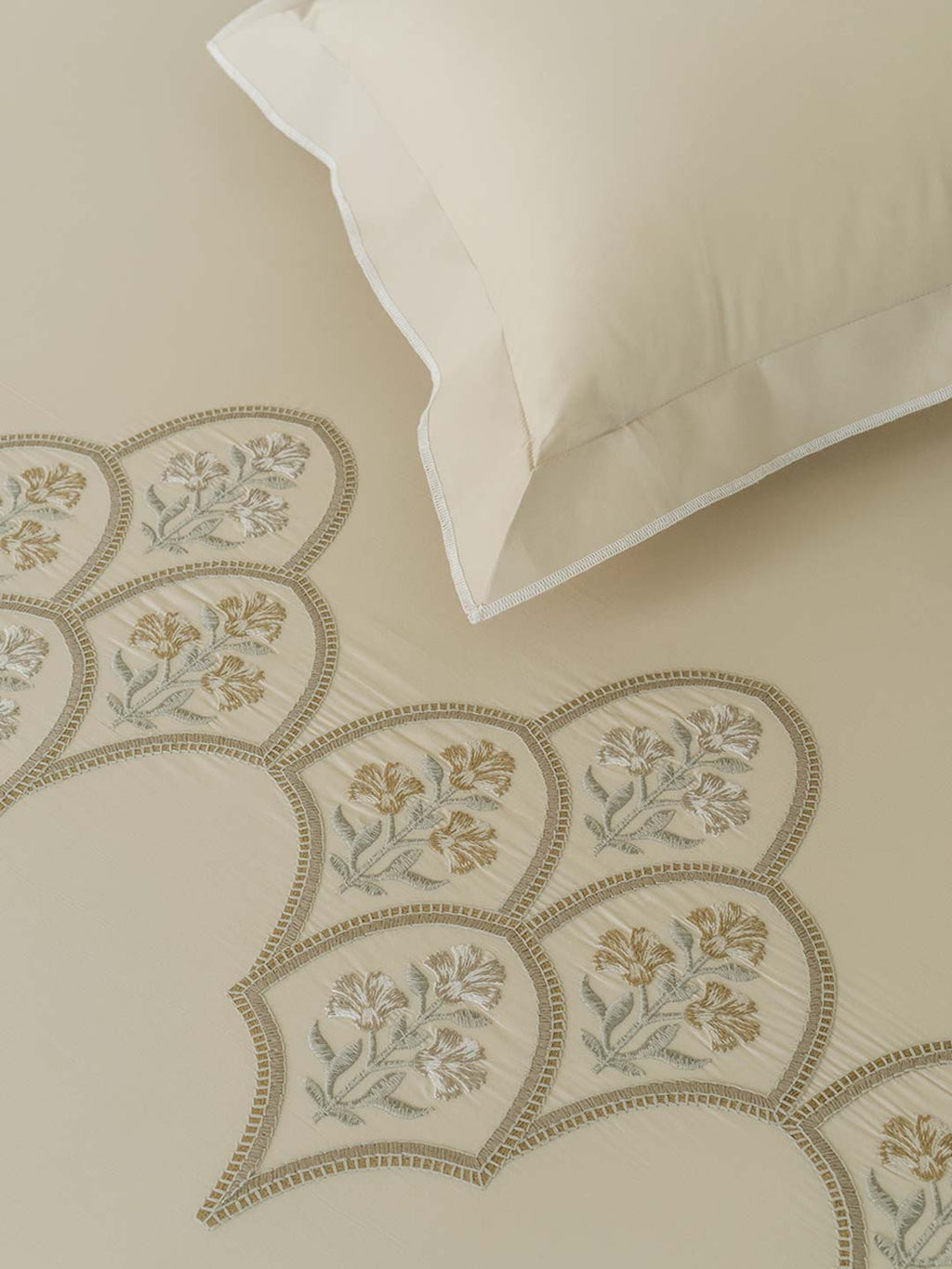 REGAL-WHITE SAND KING BED SHEET SET