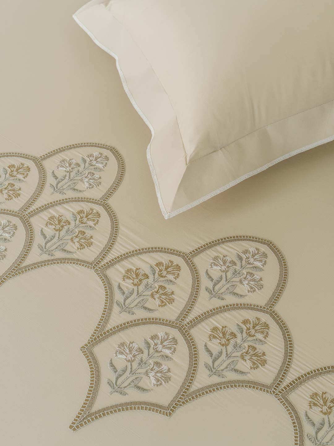 REGAL-WHITE SAND KING BED SHEET SET