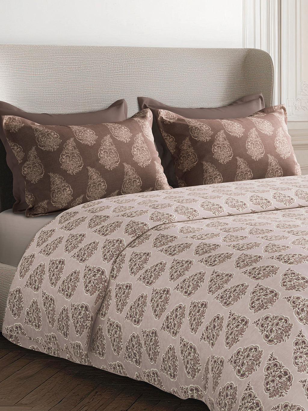 CARRERA-ROSE TAN KING BED SHEET SET