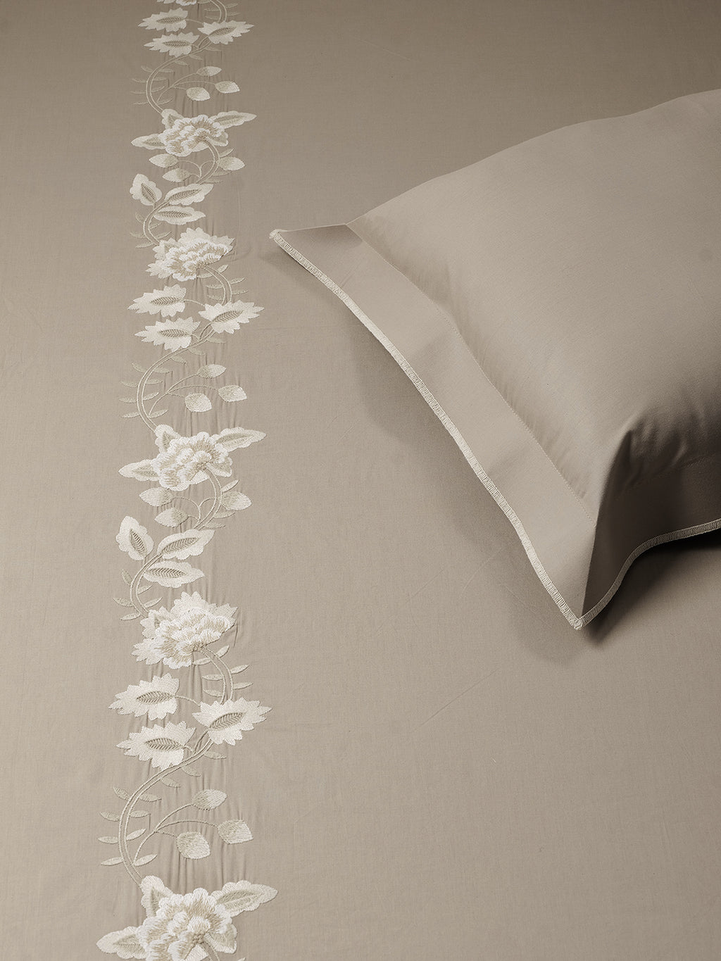 GERANIUM-TAUPE KING BED SHEET SET
