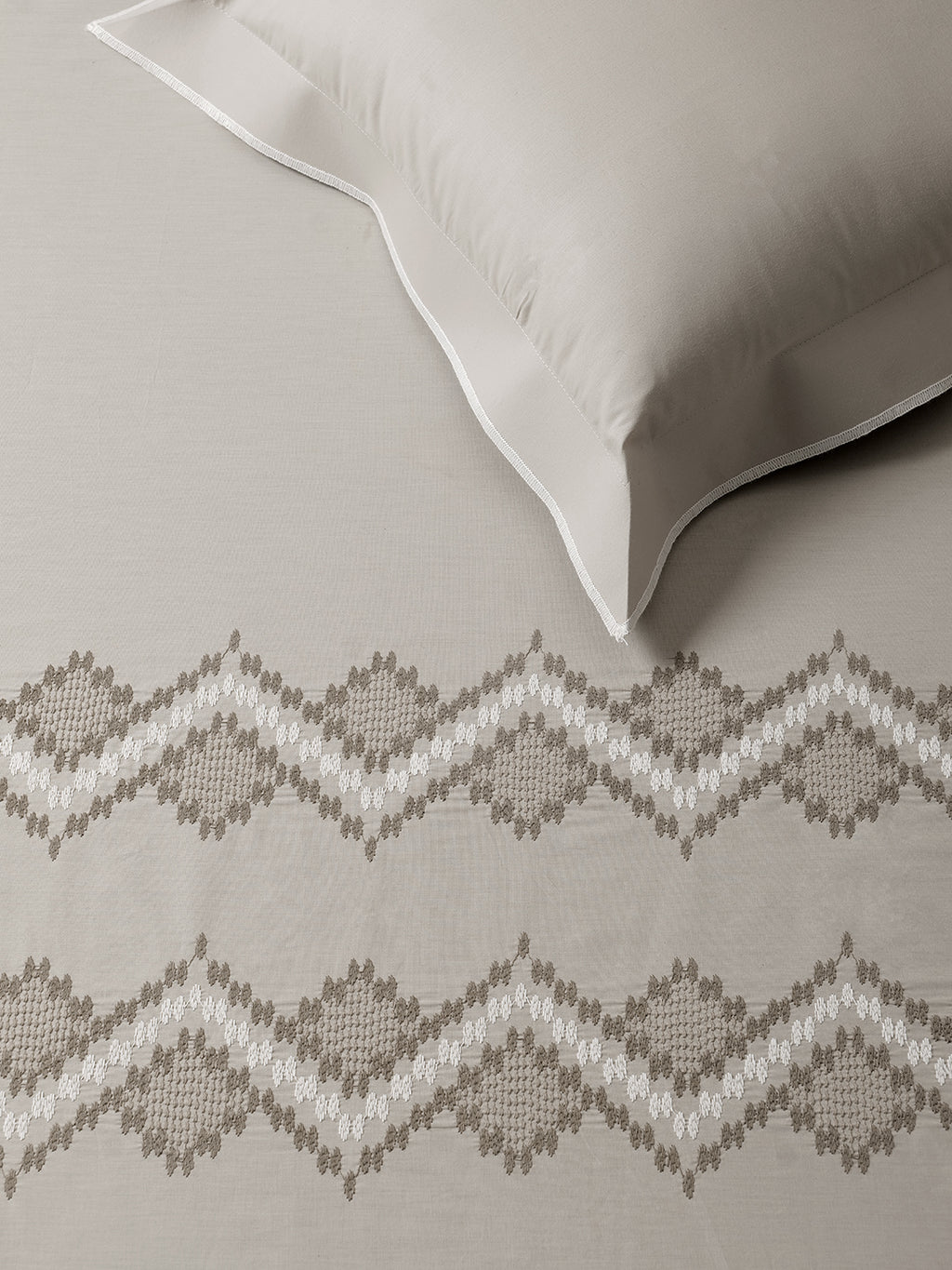 CAMERON-MOONBEAM KING BED SHEET SET