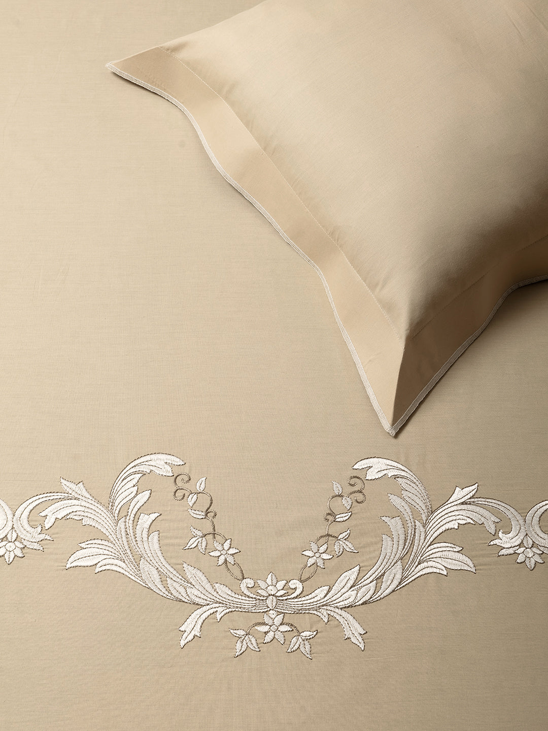 WISTERIA-BISCOTTI KING BED SHEET SET