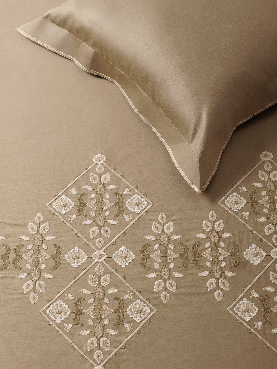 MAJESTY-COFFEE KING BED SHEET SET