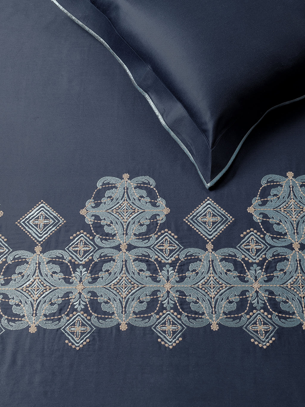 LORENZO-NAVY KING BED SHEET SET