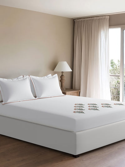 THISTLE-WHITE KING BED SHEET SET