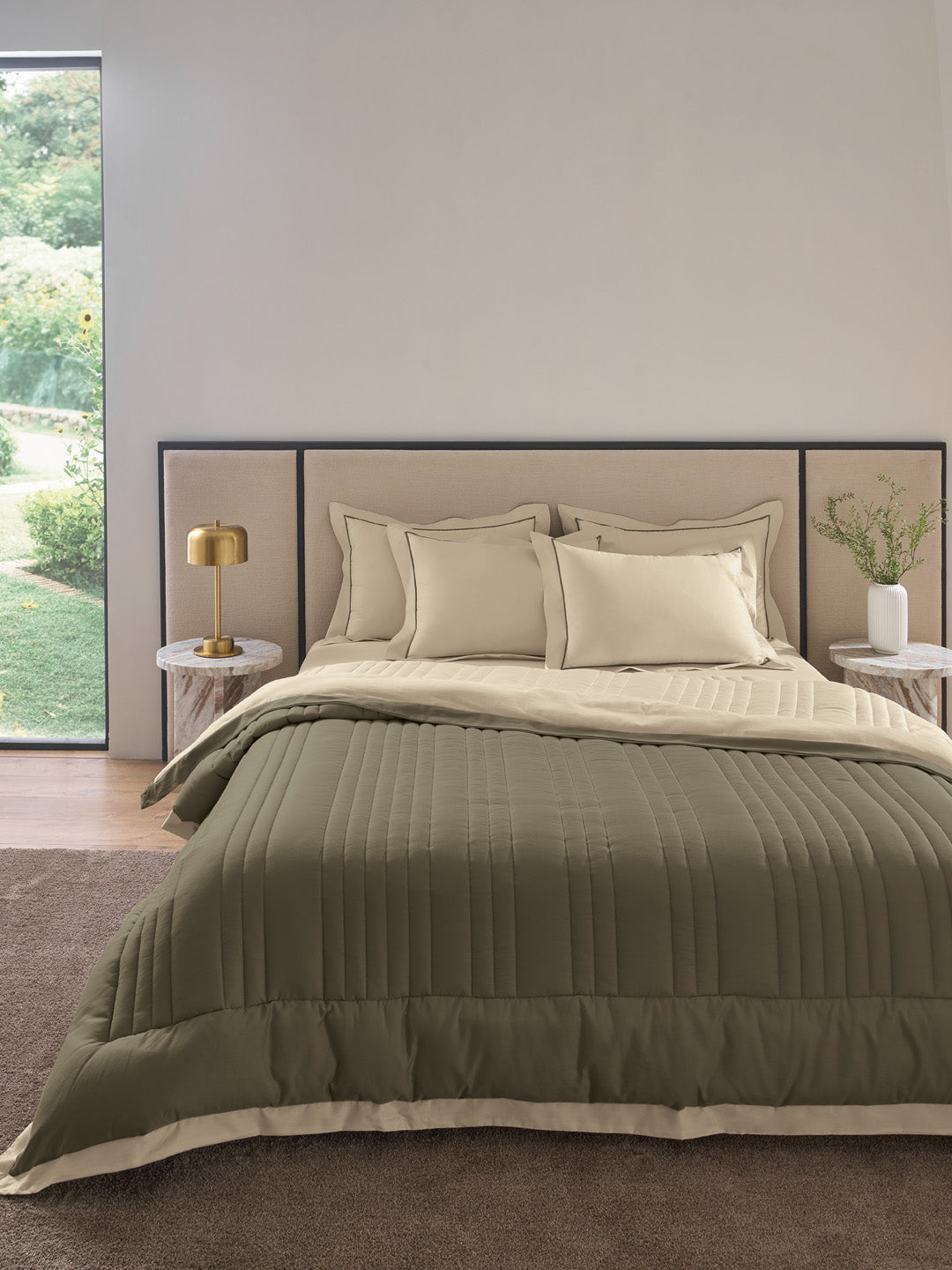ALTROVE -TIMBER WOLF - SAND REVERSIBLE DOUBLE COMFORTER