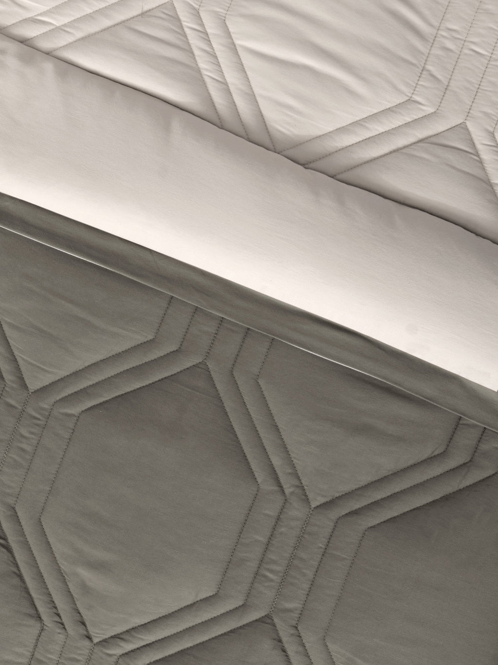 HONEYCOMB-STONE - CINDER REVERSIBLE DOUBLE COMFORTER