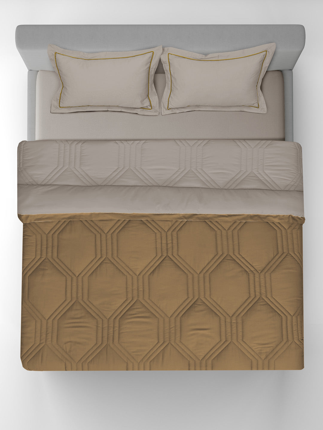 HONEYCOMB-SOUTHERN VINE -  MUSTARD REVERSIBLE DOUBLE COMFORTER