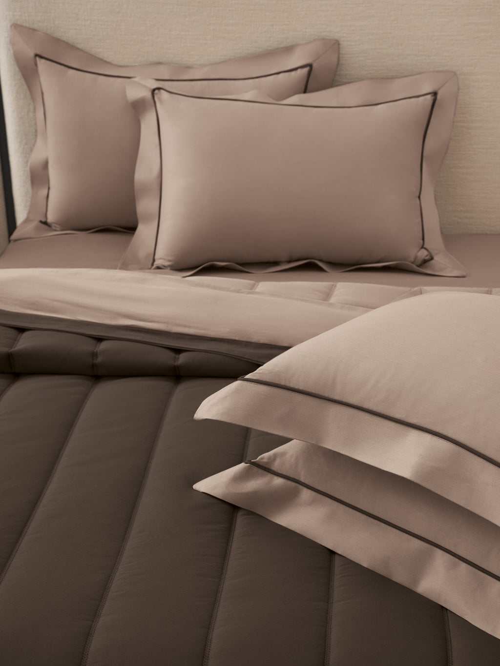 FURROW-PINE CONE - WARM TAUPE REVERSIBLE DOUBLE COMFORTER