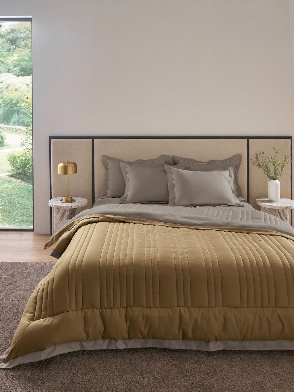 ALTROVE -SOUTHERN VINE -  MUSTARD REVERSIBLE SINGLE COMFORTER