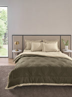 HONEYCOMB-TIMBER WOLF - SAND REVERSIBLE SINGLE COMFORTER
