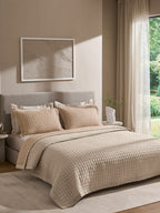 COBBLE-NATURAL AND LATTE DOUBLE QUILTED BED SPREAD