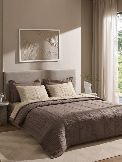 CASTLE-LINEN AND PINECONE DOUBLE QUILTED BED SPREAD