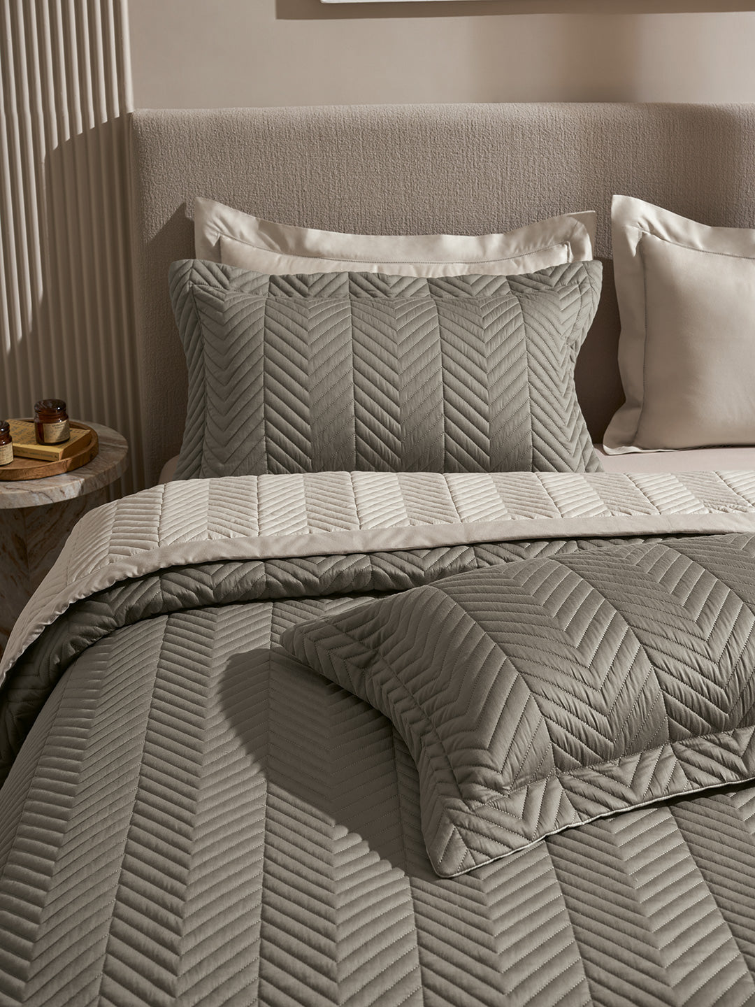 VECTRA-STONE AND CINDER DOUBLE QUILTED BED SPREAD