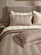 VECTRA-MARSHMALLOW AND TAUPE DOUBLE QUILTED BED SPREAD
