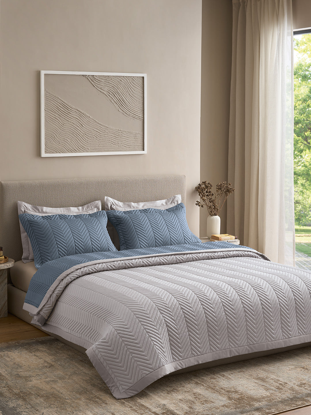 VECTRA-FADED DENIM AND ALLOY DOUBLE QUILTED BED SPREAD