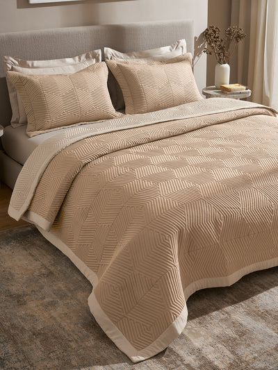 STRATA-NATURAL AND LATTE DOUBLE QUILTED BED SPREAD