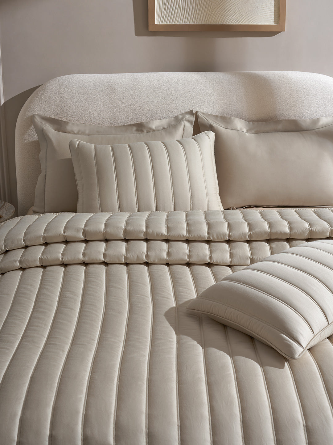 AVENUE-LINEN DOUBLE QUILTED BED SPREAD