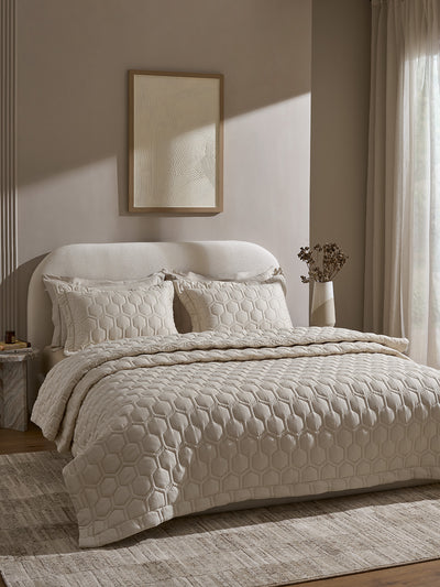 HIVE-LINEN DOUBLE QUILTED BED SPREAD