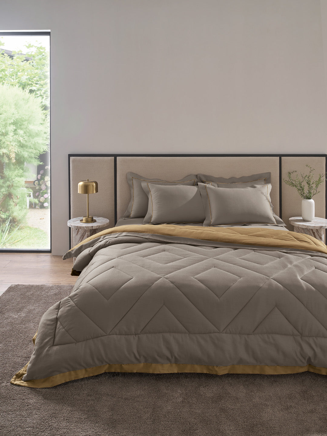 CALISSON-SOUTHERN VINE -  MUSTARD REVERSIBLE DOUBLE COMFORTER BEDDING SET