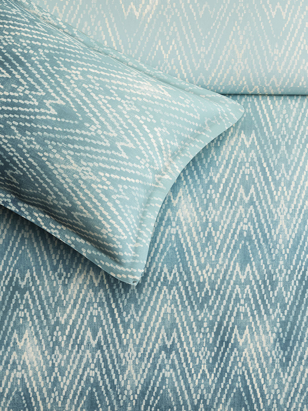 DECCAN-CLASSIC BLUE KING BED SHEET SET
